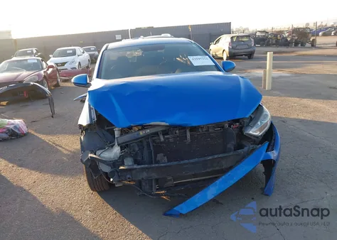 2017 Hyundai Elantra Se из США, поврежденный, VIN KMHD74LF9HU122859